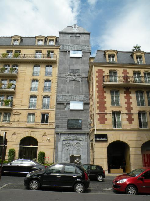  façade grise, Fouquets Champs Elysées